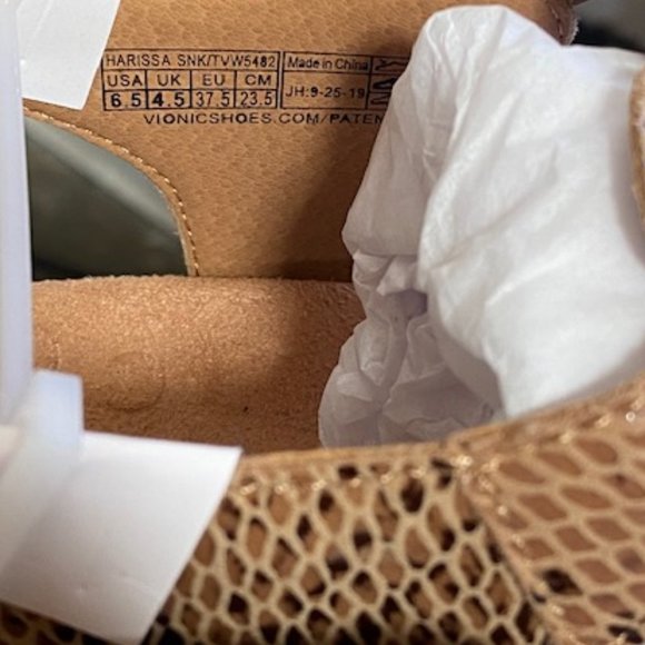 Vionic Women's Rest Harissa Walking Sandal; US 6.5 - Picture 7 of 8